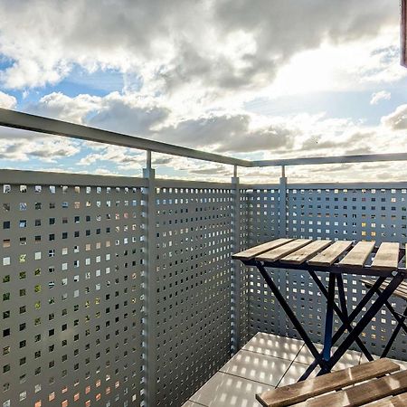 Stylowy Apartament Z Parkingiem Gdansk By Noclegi Renters Exterior foto