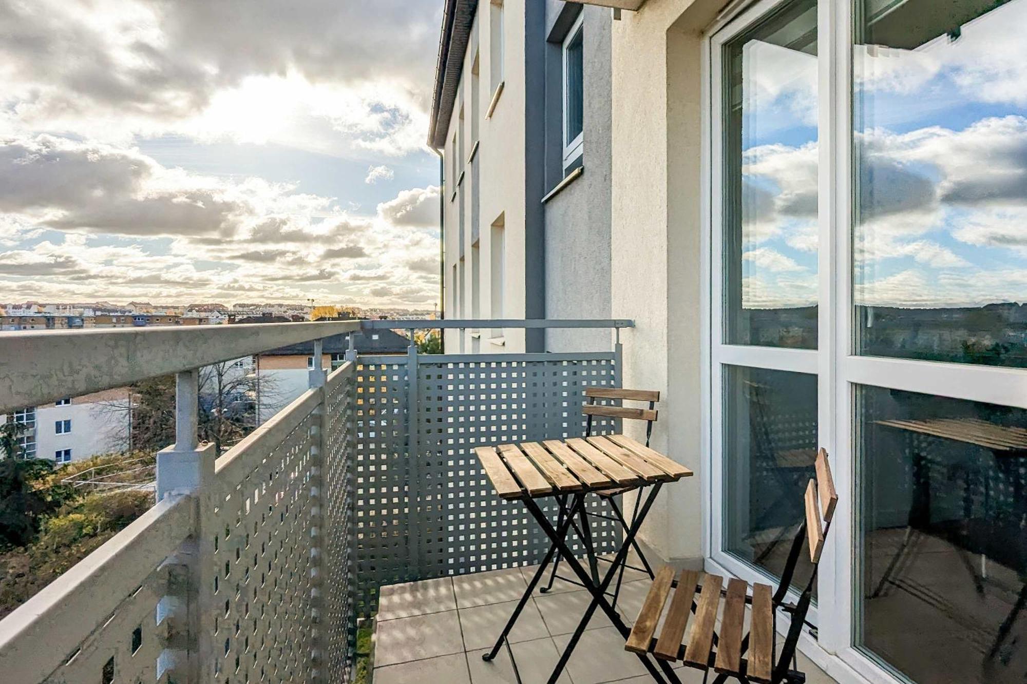 Stylowy Apartament Z Parkingiem Gdansk By Noclegi Renters Exterior foto